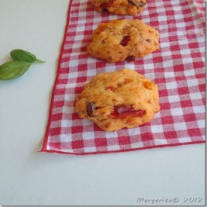 Pizza muffin τα αυτοσχέδια